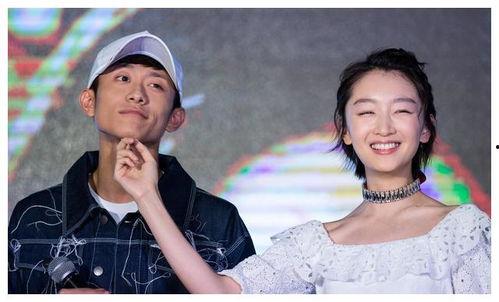 娱乐圈吃瓜反应对比,明星动态引发网友热议,舆论风向大揭秘