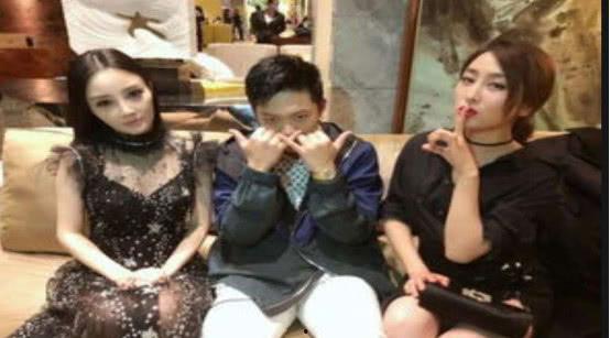 娱乐圈怎么看群众吃瓜